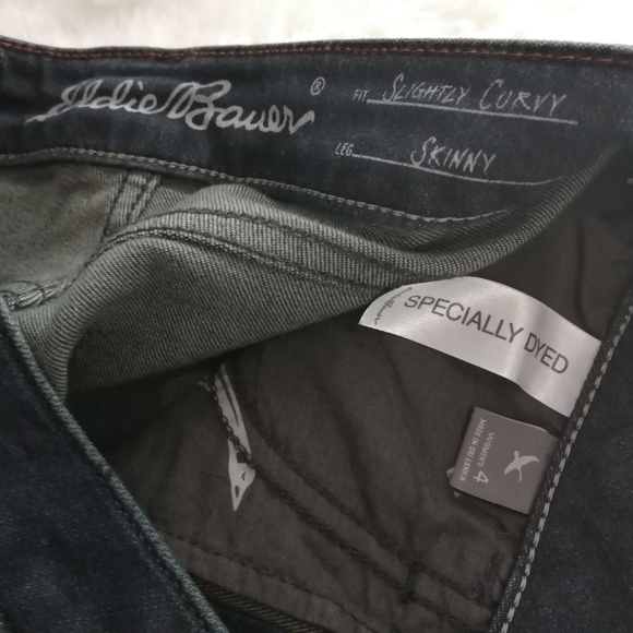 Eddie Bauer NWT Dark Blue Skinny Jeans - Picture 6 of 8